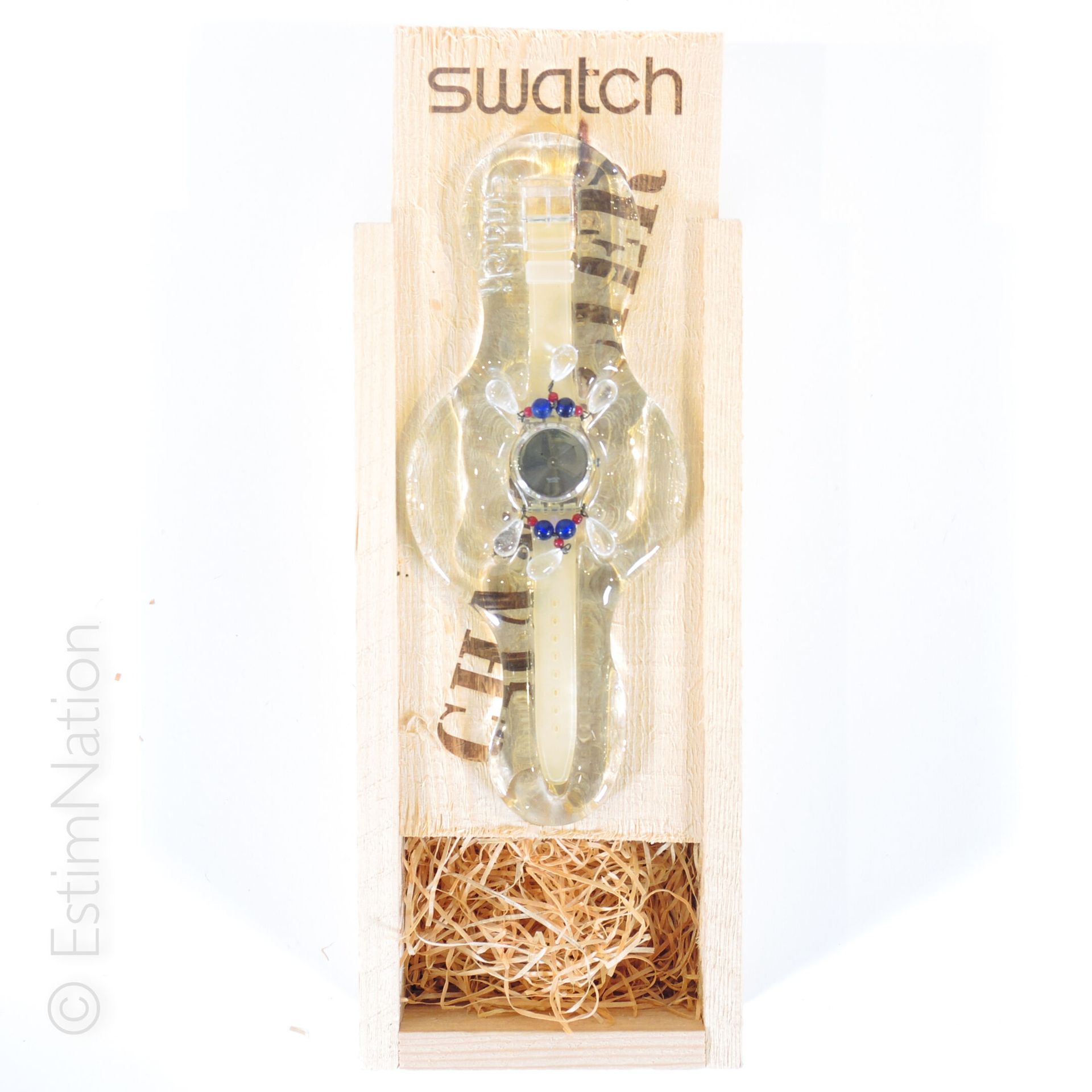 SWATCH - CHANDELIER - 1992 样品 - 枝形吊灯

特价商品: 绅士



1992年圣诞节的限量版盒子，包括一个标准型号的手表，金属表&hellip;