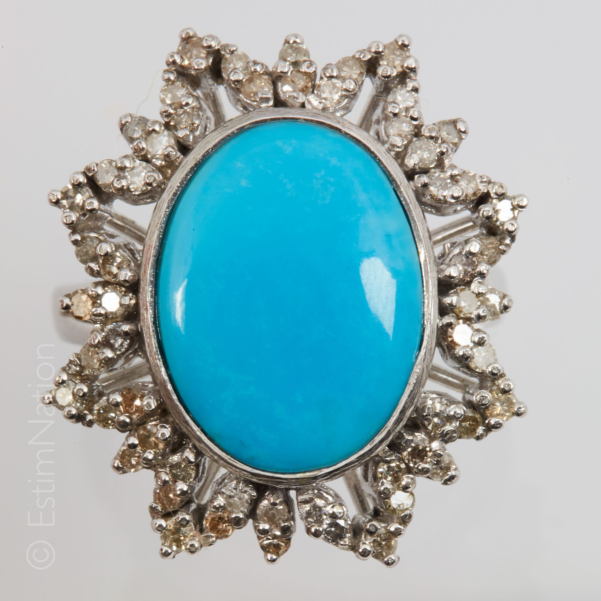 BAGUE TURQUOISE ET DIAMANTS Silver ring (925 thousandths) decorated with a caboc&hellip;