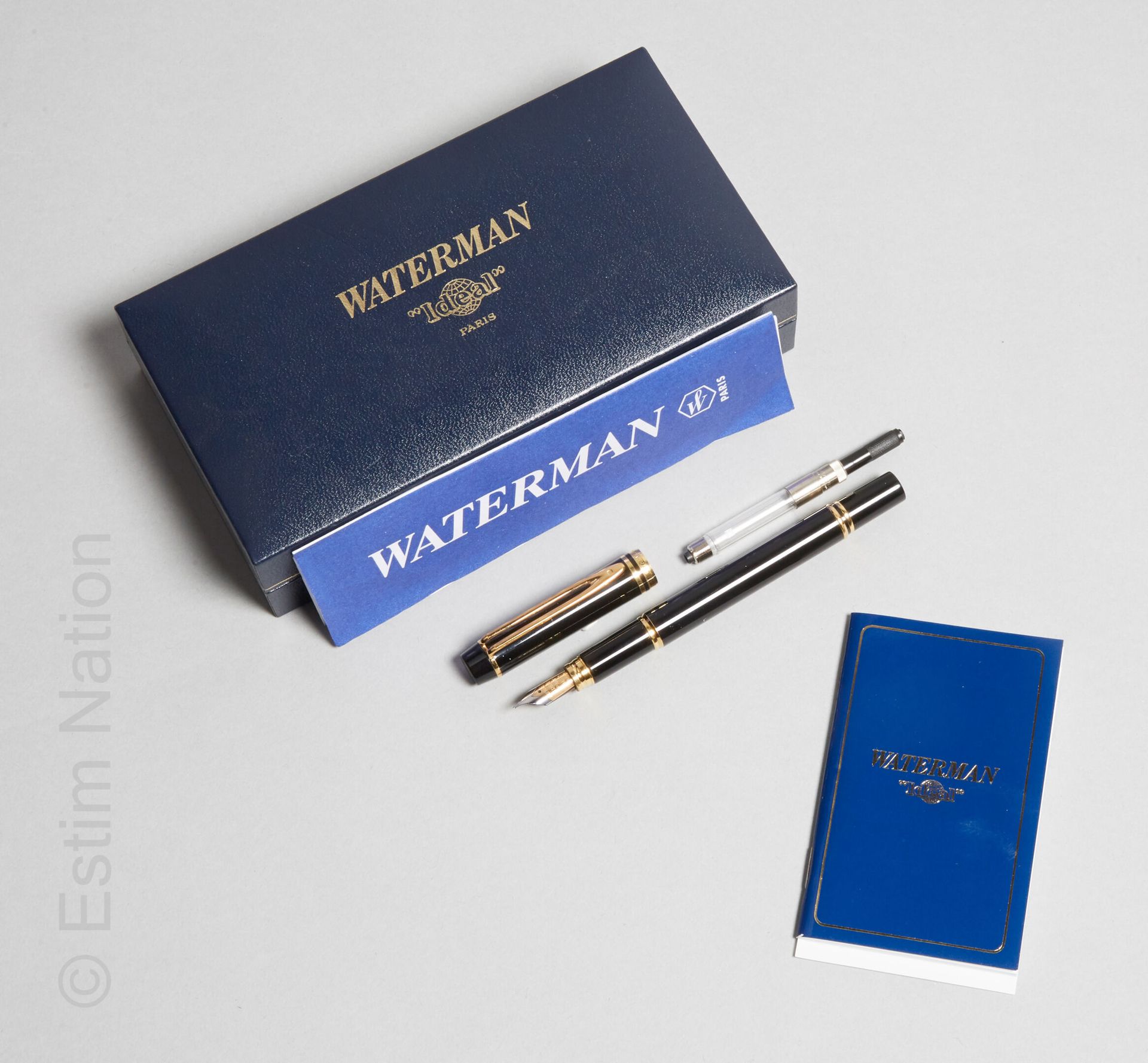 WATERMAN - Modèle IDEAL Stylo plume en résine laquée noire, bagues en métal doré&hellip;