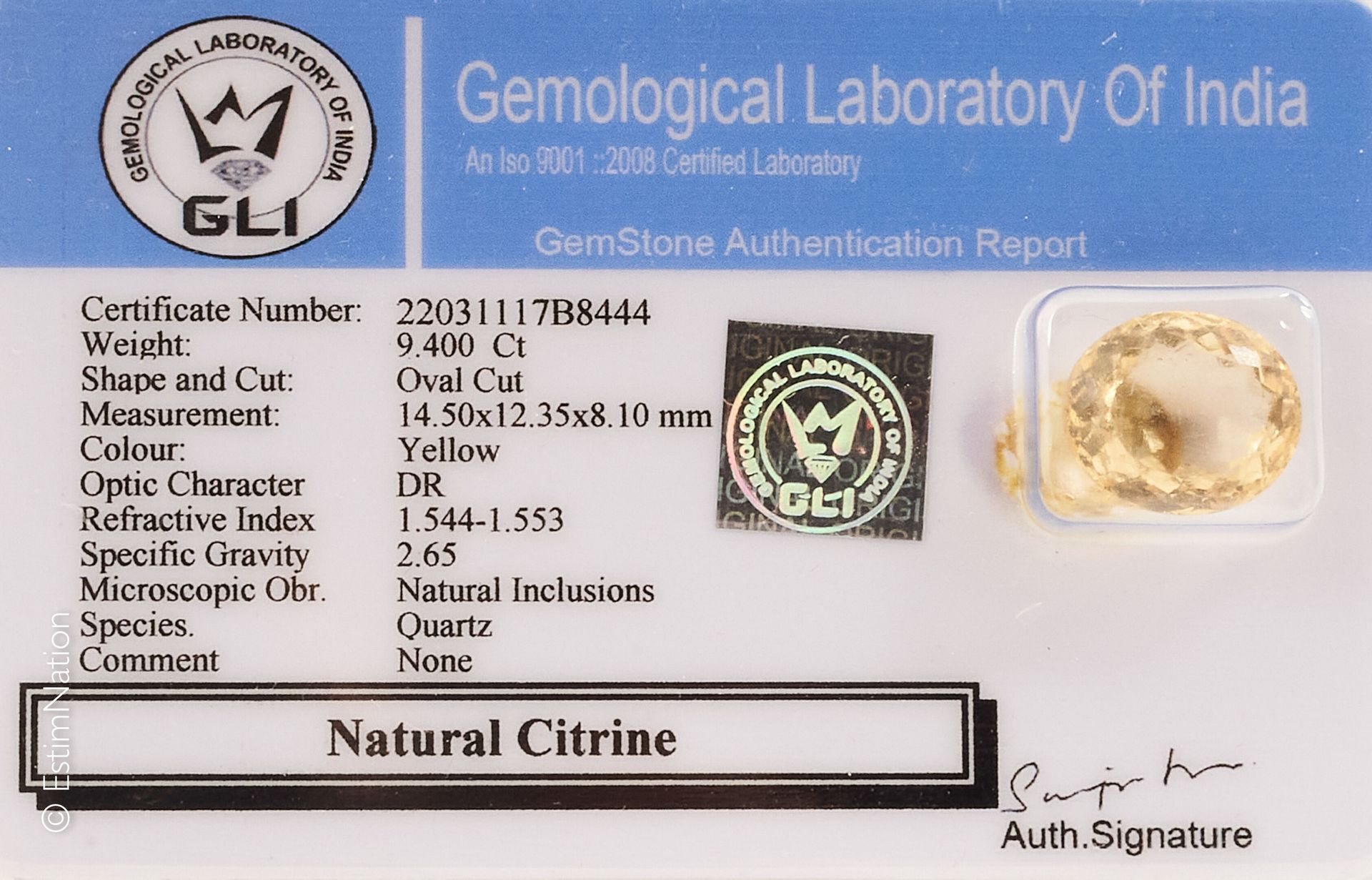 UNE CITRINE SOUS SCELLÉE ET EXAMEN 印章下有一个刻面的椭圆黄水晶。尺寸：约14.50 x 12.35 x 8.10毫米。重量：&hellip;
