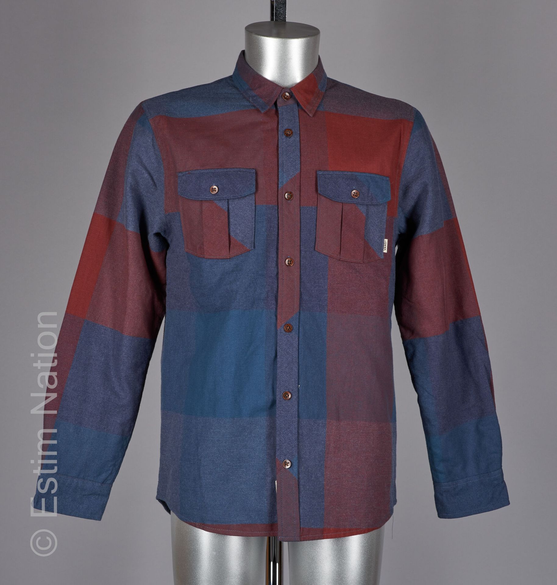 VAN'S Woven cotton overshirt with a lightly padded interior (T M)