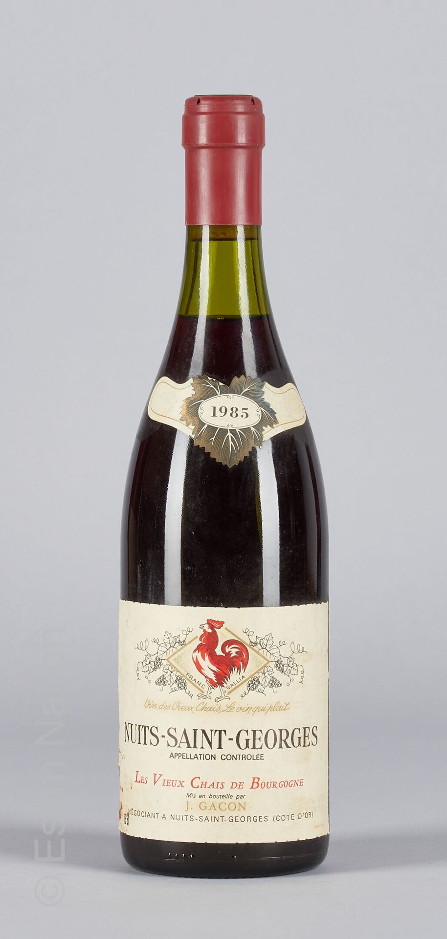 BOURGOGNE 1 bouteille de Nuits Saint-Georges 1985 Les vieux chais de Bourgogne J&hellip;