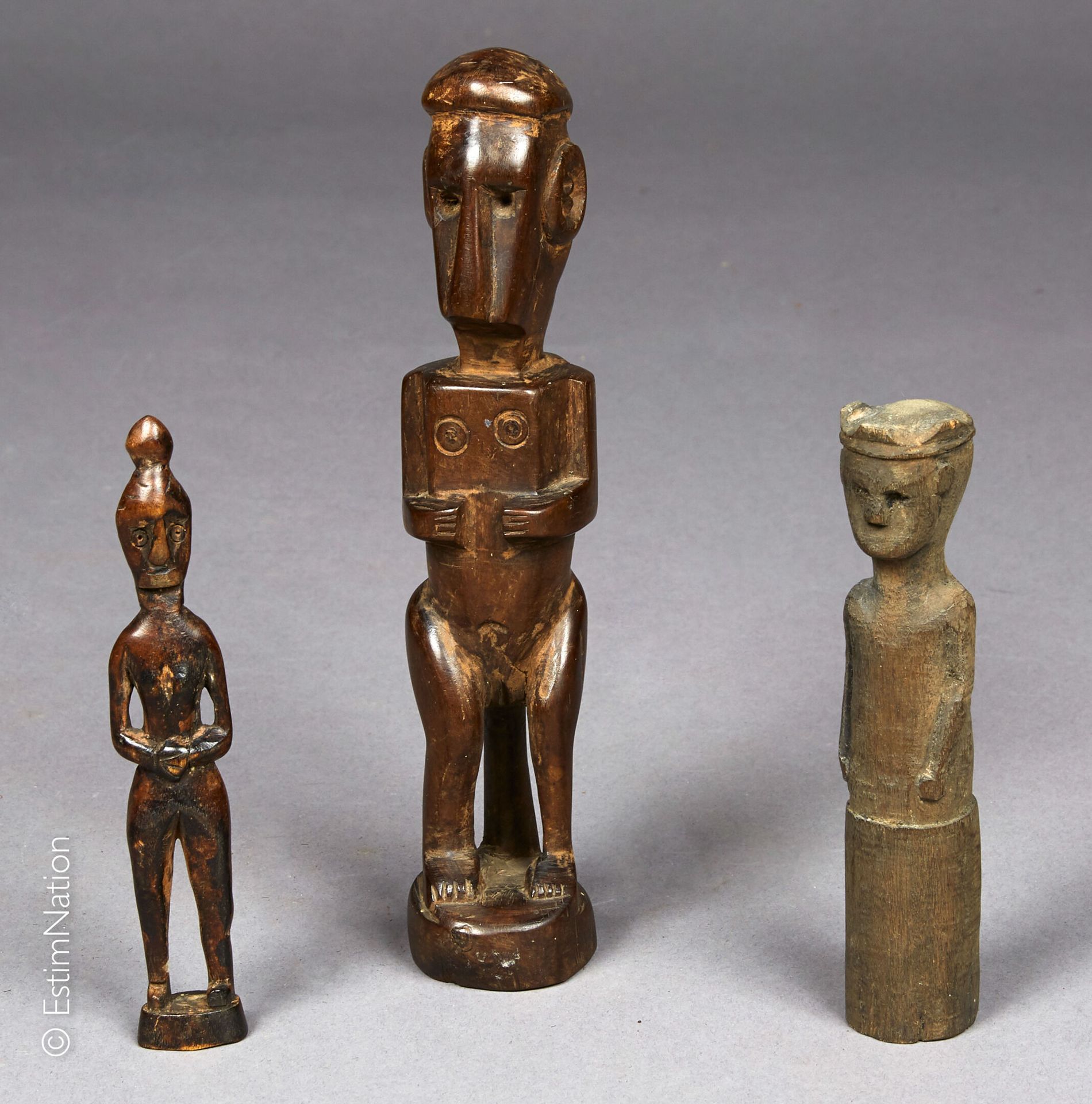 INDONESIE : TIMOR - ATAURO & DIVERS 印度尼西亚：东帝汶-阿陶罗及其他



- 雕刻和铜化的木质主题，代表一位双手放在腹部的&hellip;