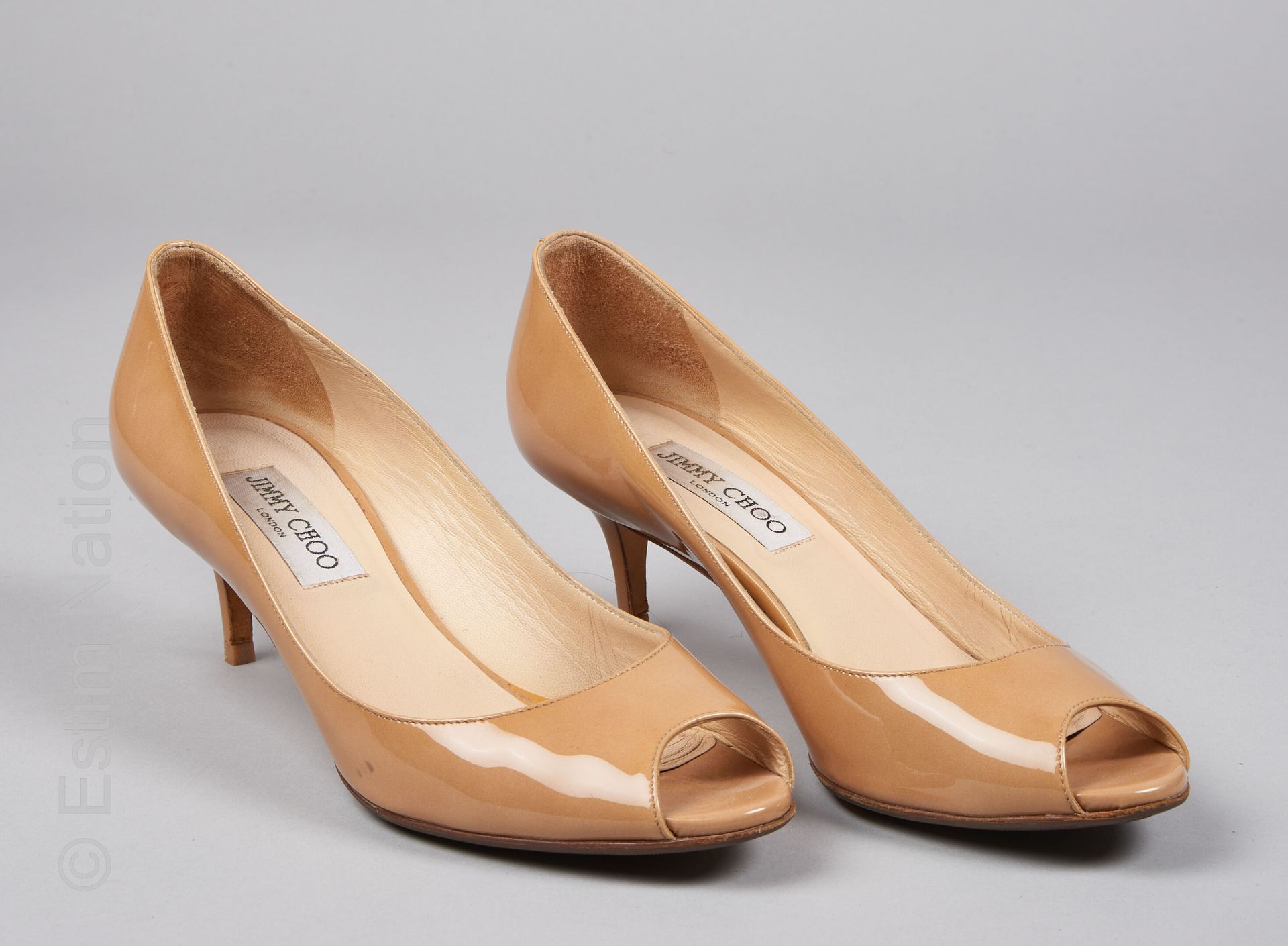 JIMMY CHOO Pair of beige patent leather open-toed slingbacks (P 37.5)