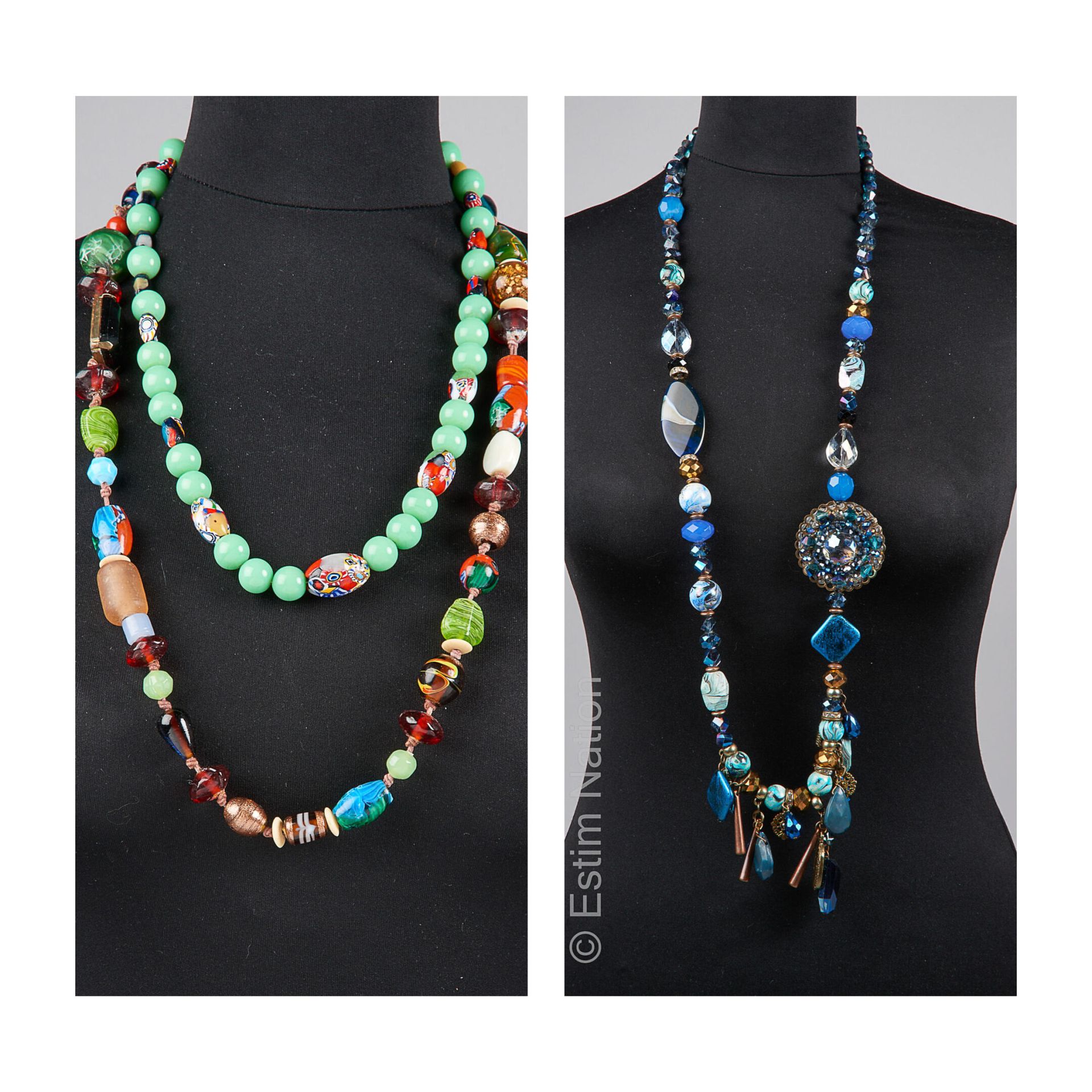 ANONYME 
由穆拉诺风格的多色玻璃珠制成的SAUTOIR，由绿色玉珠和中国灵感的彩珠制成的项链，由玛瑙风格的刻面玻璃珠制成的SAUTOIR，并持有蓝色色调&hellip;