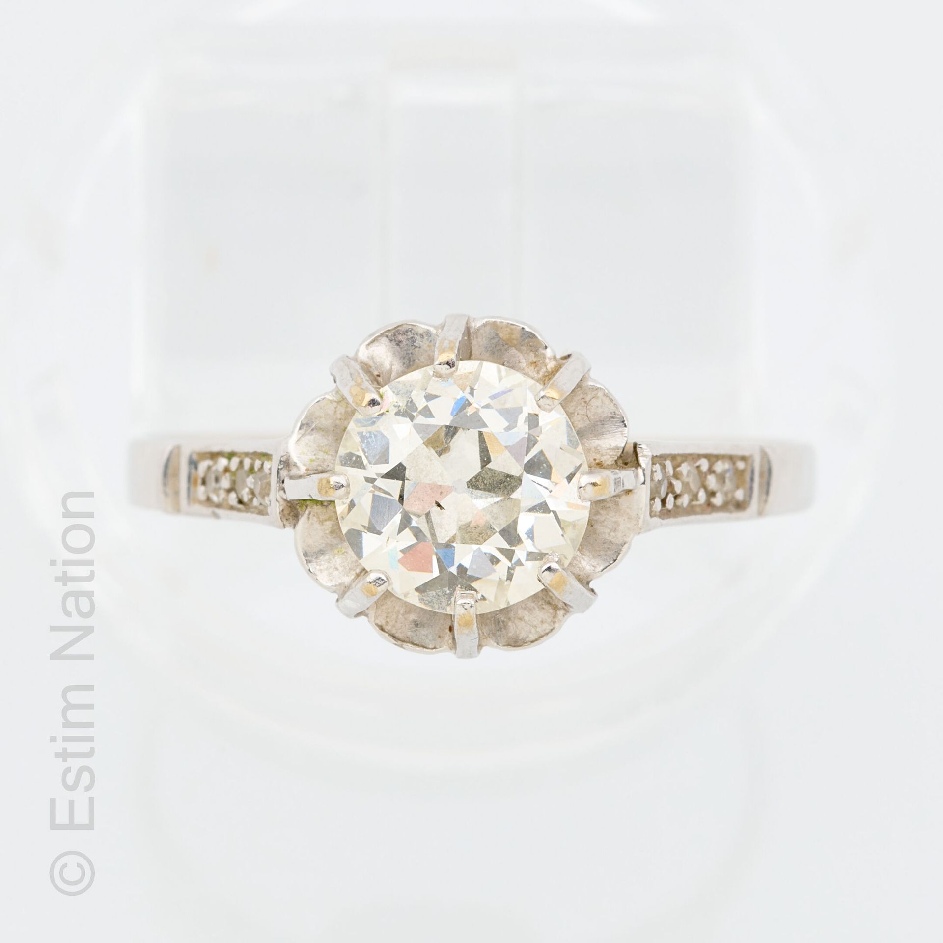 BAGUE SOLITAIRE DIAMANT Ring aus 18 Karat Weißgold (750 Tausendstel) und Platin &hellip;