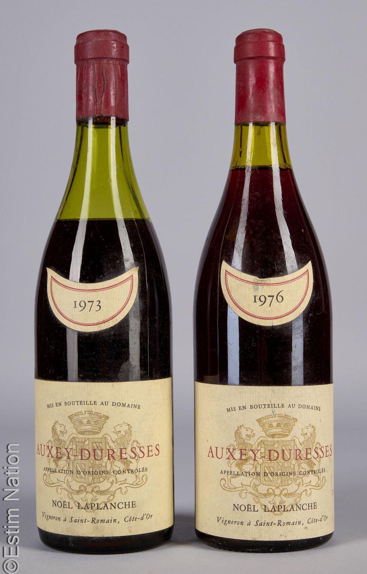 BOURGOGNE 1 bouteille AUXEY-DURESSES 1976 Noël Laplanche 
(N. Entre 2,5cm et 3,5&hellip;