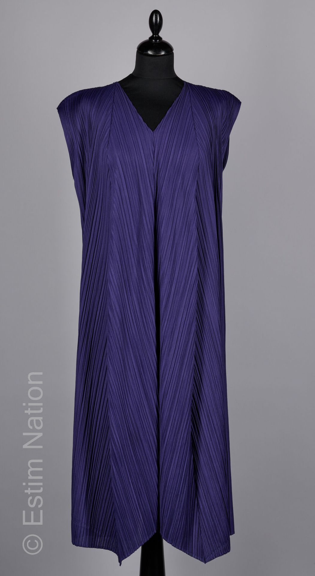 PLEATS PLEASE BY ISSEY MYAKE CIRCA 1995 SET in purple permanent pleated polyeste&hellip;