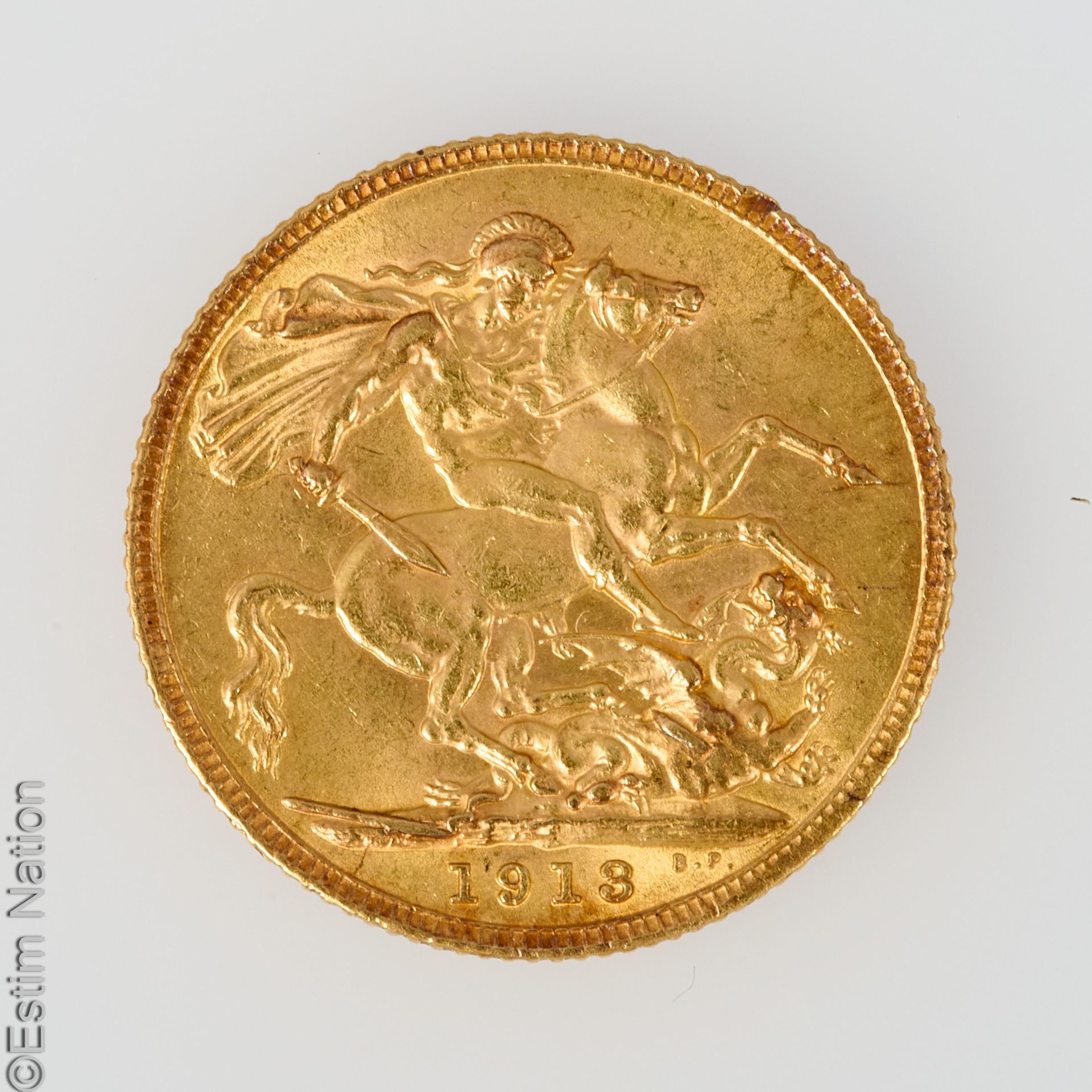 PIECE OR. SOUVERAIN ROYAUME-UNI Sovereign-Münze aus Gold 916/°°, George V, 1913.&hellip;