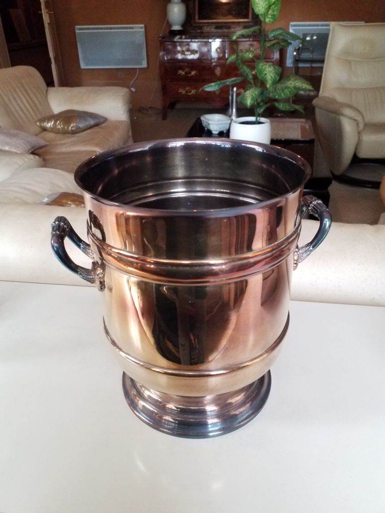 Null 1 Christofle silver plated champagne bucket