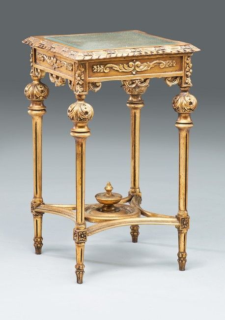 Null A square moulded, carved and gold lacquered wood saddle, with a foliage dec&hellip;