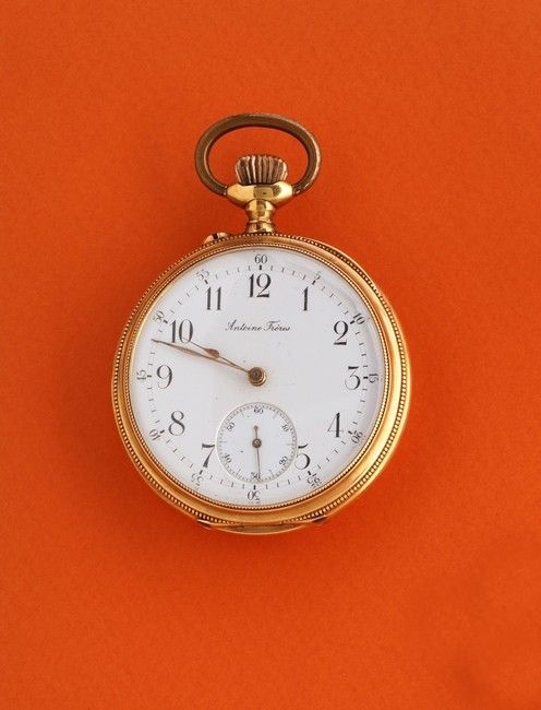 Null Yellow gold (750) pocket watch, gold dust cover, metal clasp, enameled dial&hellip;