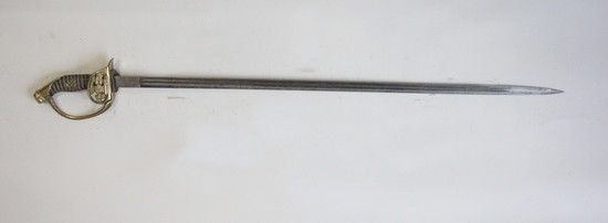 Null 苏联步兵军官军刀，
1889年款
，手柄上
有皇帝的图案和水印的清漆
。
不可拧动的鞍座，单支护手，折叠式老鹰键盘。直刀，带水沟，有制造者的痕迹。
A&hellip;