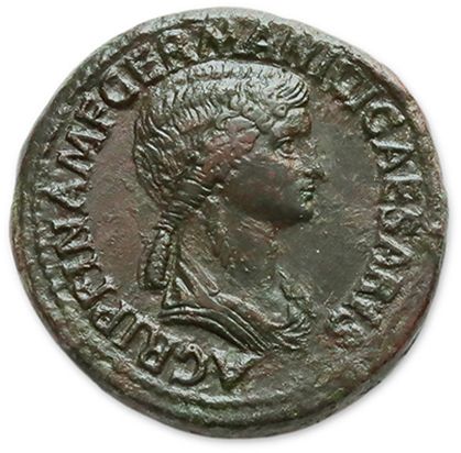 Null AGRIPPINE母亲 (†33)
克劳迪乌斯时期铸造的Sesterce。罗马。
，她的半身像右。R/图例。在外地，S.C.
C. 3. R.I.C.&hellip;