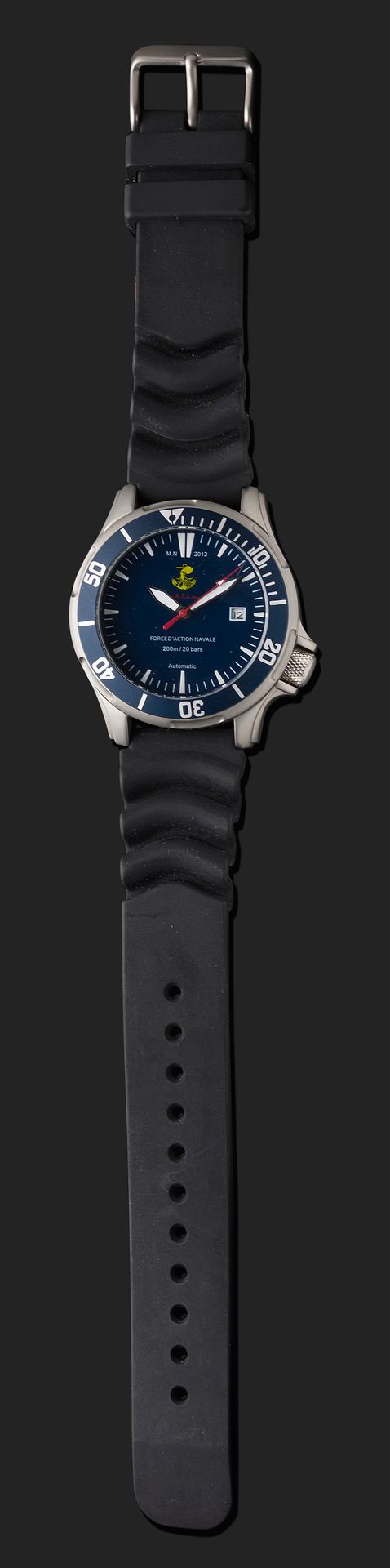 Null CAPHISMER
MN 2012 "Naval Action Force
N°0.200
Diving wristwatch in steel.
R&hellip;
