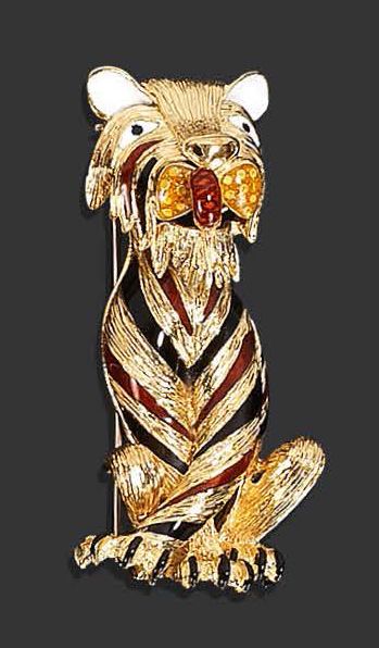 Null Clip de corsage en forme de tigre en or jaune 18k (750) à décors émaillé po&hellip;