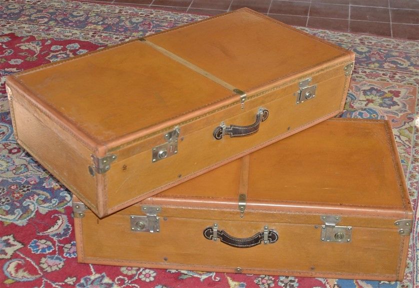 Null MOYNAT « Le must des bagages »

Paire de valises de formes spéciales réalis&hellip;