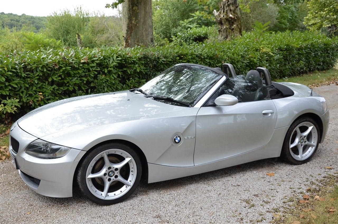 BMW Z4 E85 2.5 SI 218 – 2006 
Telaio: WBABU32030LX93253 




La BMW Z4 è stata l&hellip;