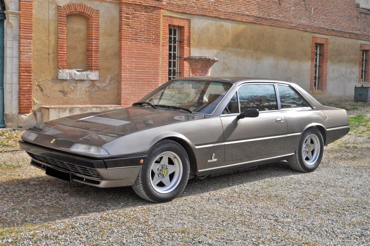 FERRARI 400I - 1983 Serien-Nr: ZFFEB06B000040977

1979 kam der 400I 2x2 auf den &hellip;