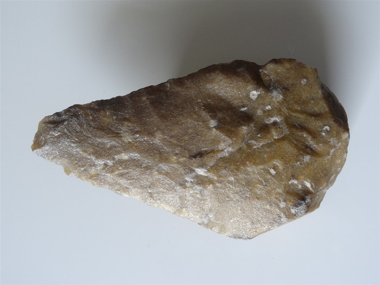 Null Biface lancéolé en grès quartzite L :13cm	. Moustérien, Aisne; Cys la Commu&hellip;