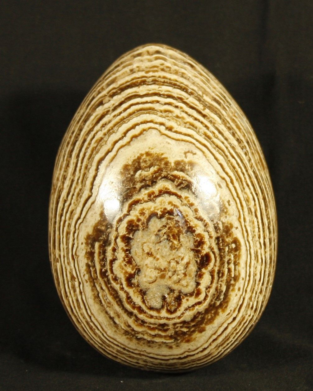 Null Aragonite egg. From Morocco, Tata. 13X9cm 1,8kg.
