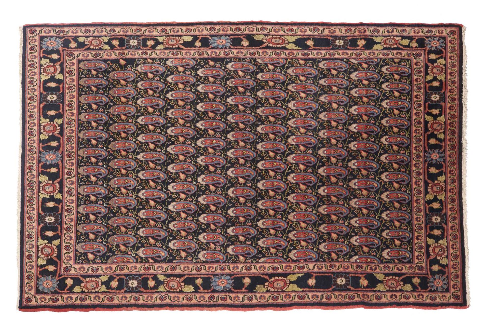 Null MELAYER地毯（波斯），20世纪中期

尺寸：195 x 135厘米

技术特点 : 羊毛天鹅绒，棉质底板。

饰有多色的棕榈花和卷轴。在两个帕尔&hellip;