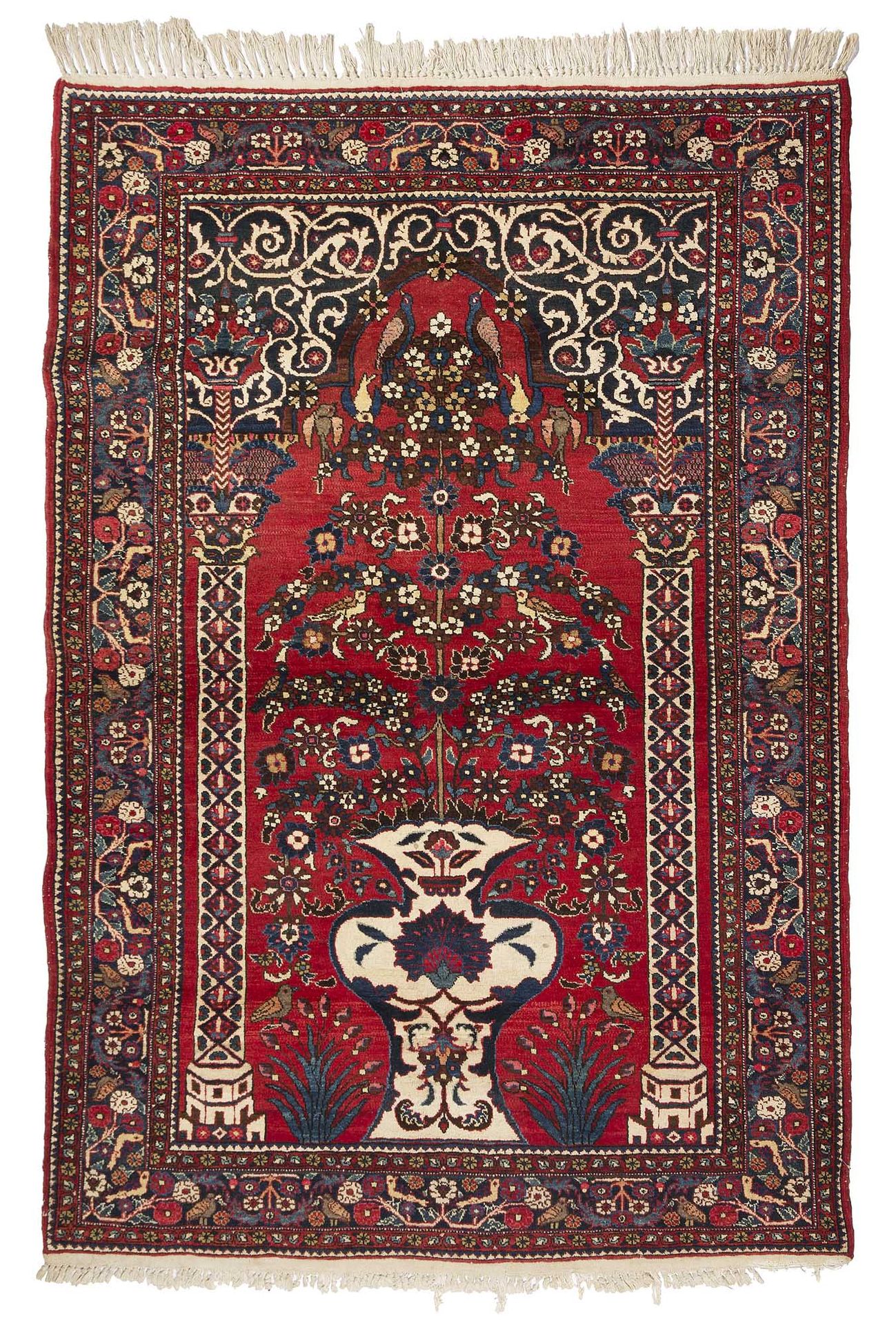 Null BIDJAR地毯（波斯），20世纪中期

尺寸：208 x 132厘米

技术特点 : 羊毛天鹅绒，棉质底板。

红色背景，有米哈拉布，两根柱子和象牙&hellip;