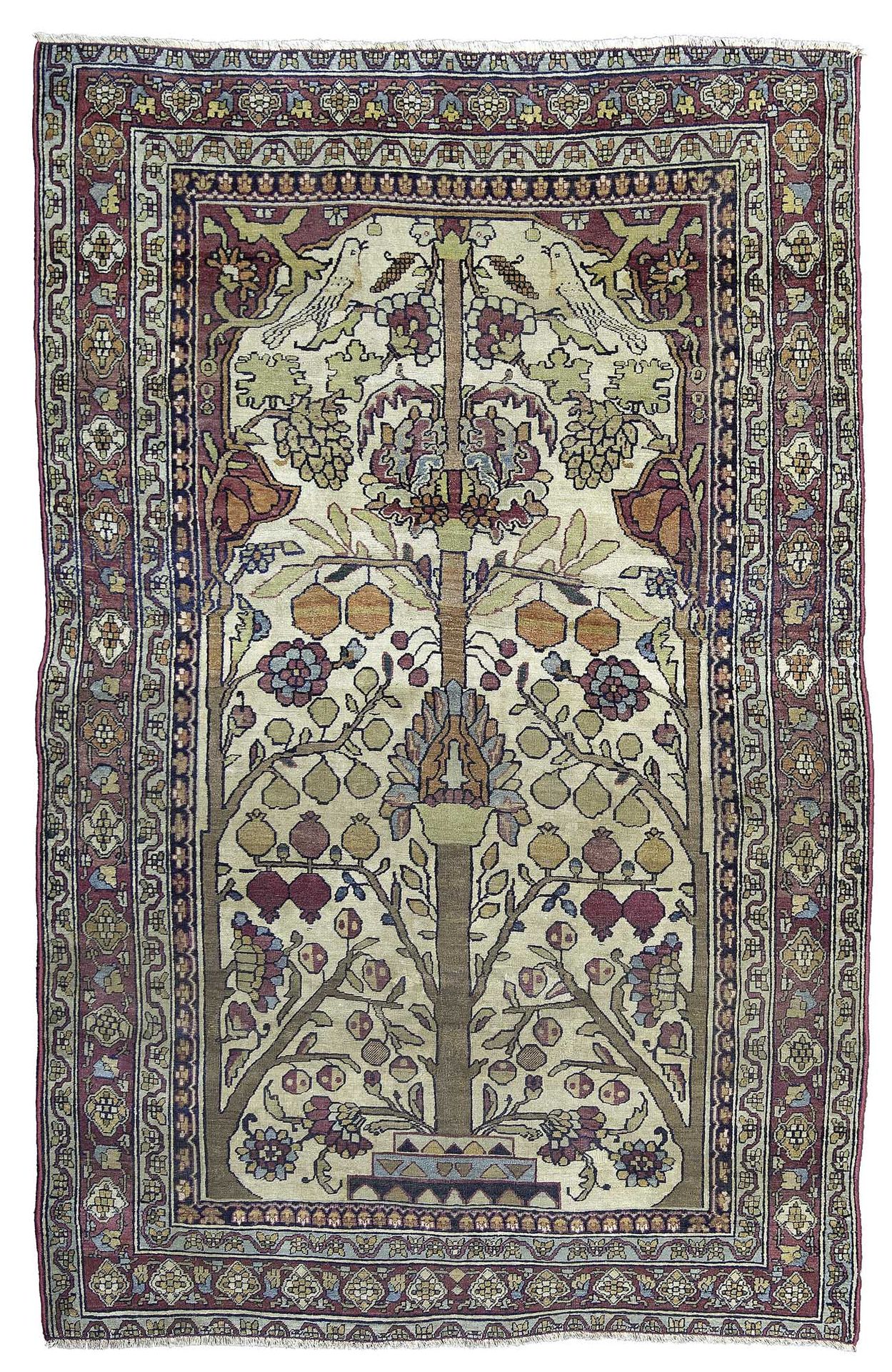 Null KIRMAN-LAVER地毯（波斯），19世纪中期

尺寸：195 x 133厘米

技术特点 : 羊毛丝绒，棉质基础。

在一个象牙的 "米哈拉 "&hellip;