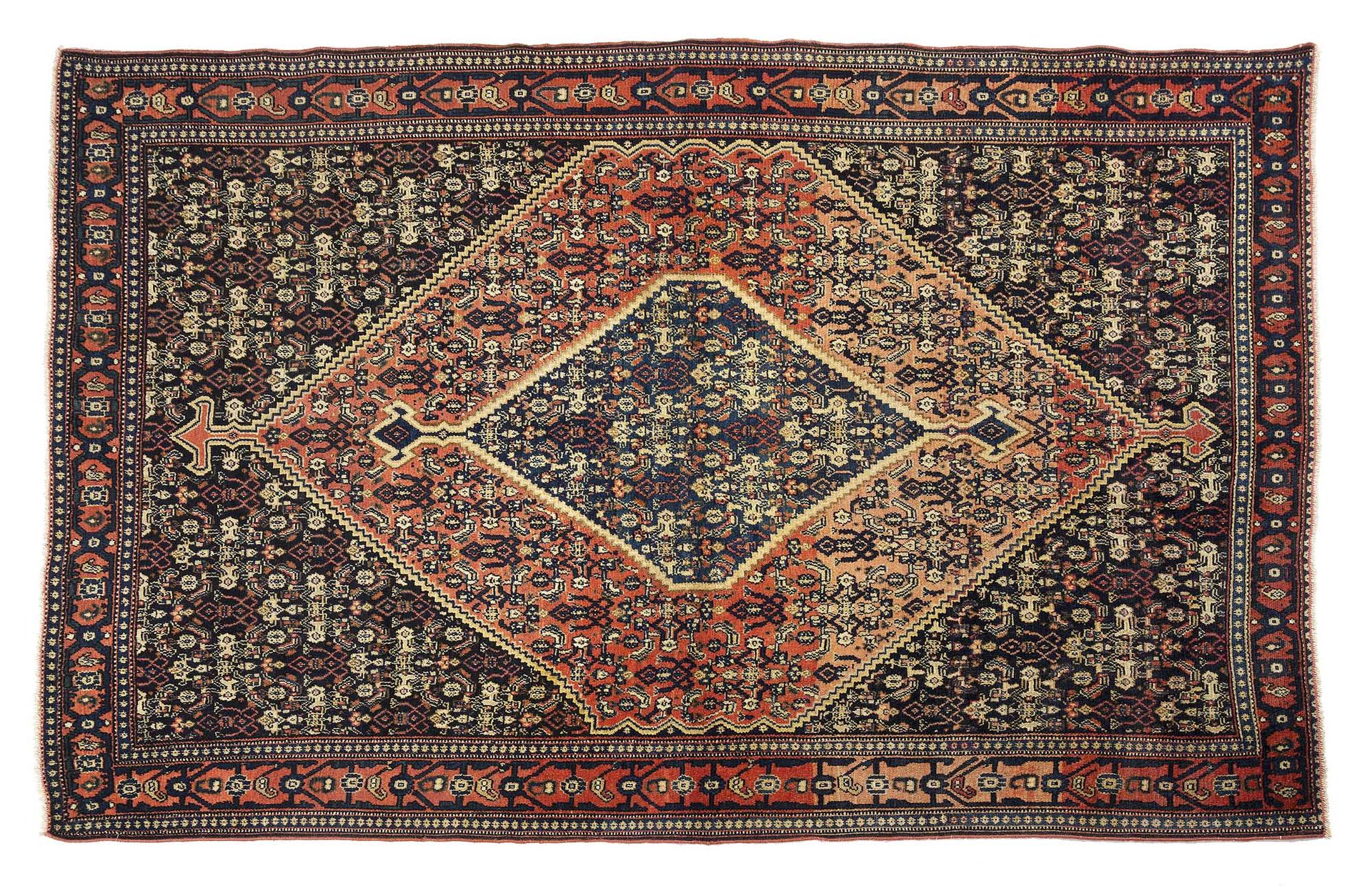 Null SENNEH carpet (Persia), late 19th century

Dimensions : 187 x 137cm

Techni&hellip;