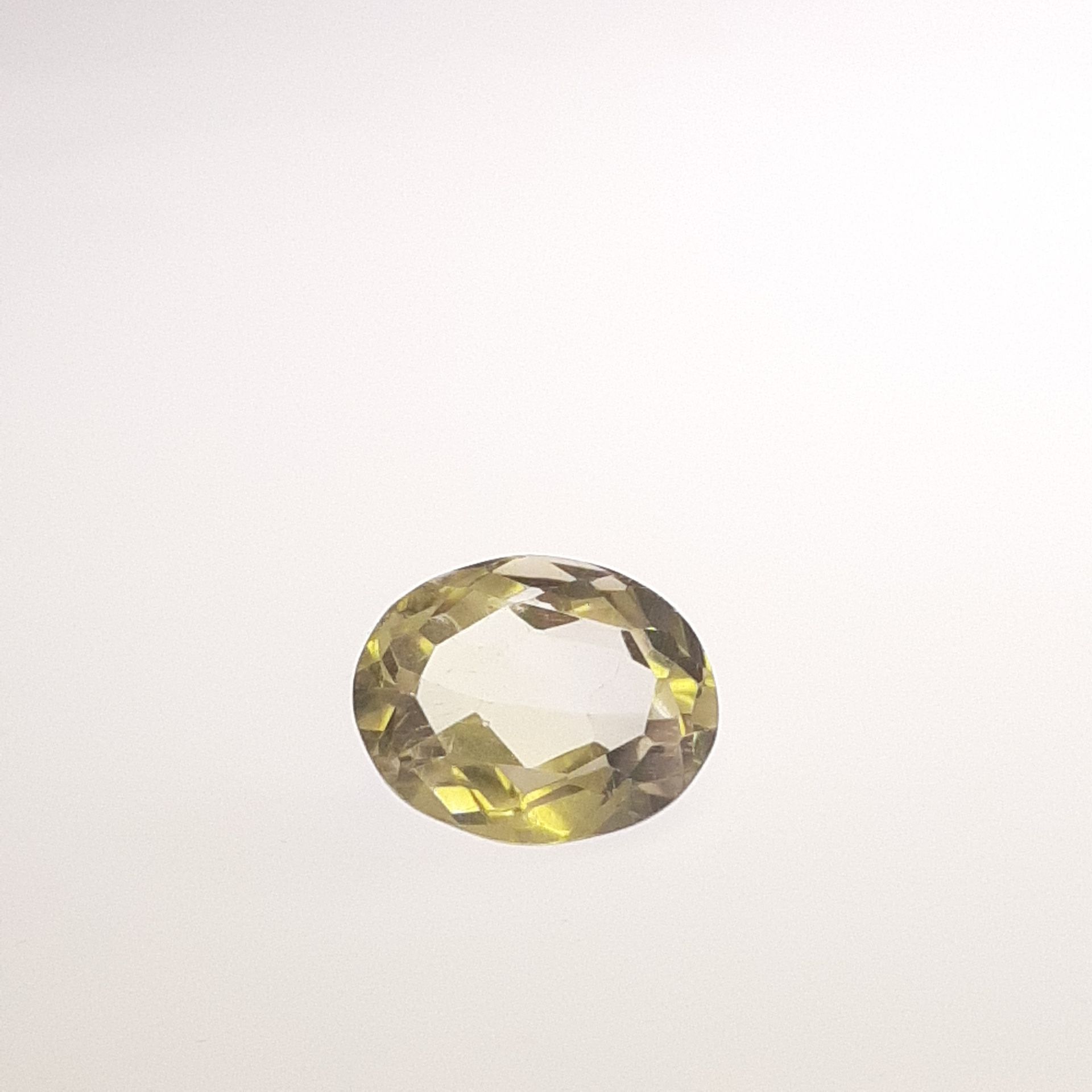 Citrine - BRESIL - 11.60 cts CITRINA - De Brasil - Color amarillo - Tamaño ovala&hellip;