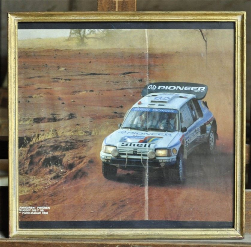 Null 标致205 T 16，1988年巴黎达喀尔拉力赛第1名，Kankkunen。带框海报。32x33厘米