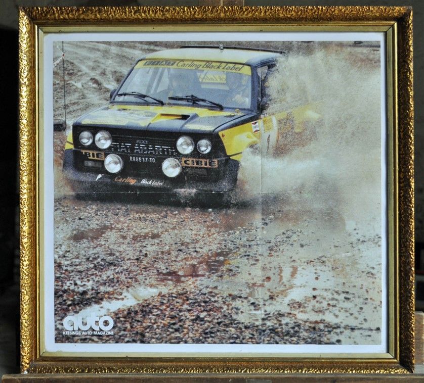 Null Fiat 131 Abarth, Carling Black Label. Gerahmtes Poster. 40x45cm