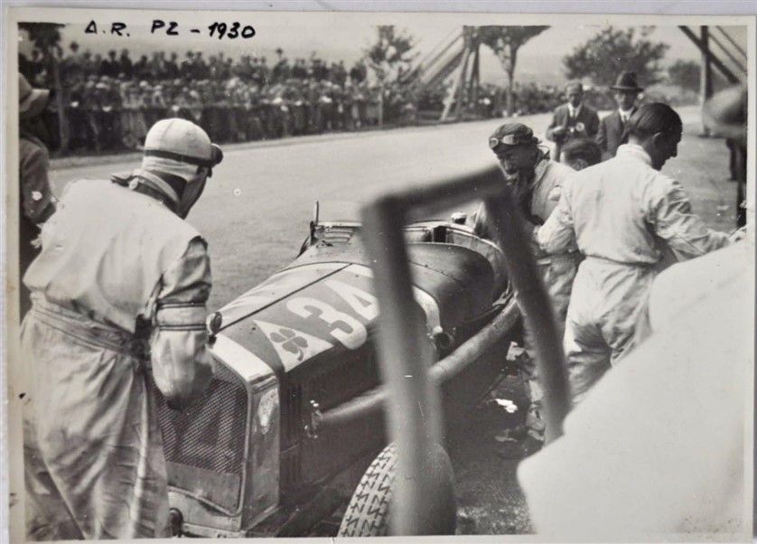 Null Baconic BORZACCHINI和Tizio NUVOLARI的阿尔法-罗密欧在1930年的捷克斯洛伐克BRNO大奖赛上。阿尔法PZ 1934。&hellip;