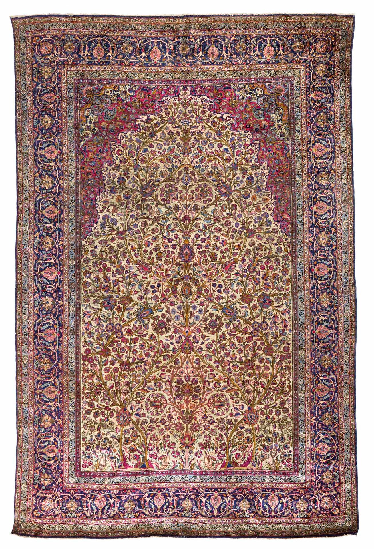 Null 丝绸KACHAN地毯（波斯），19世纪末

尺寸：305 x 210厘米。

技术特点 : 羊毛天鹅绒，棉质底板。

一个带支架的象牙米哈布欢迎伊甸园&hellip;
