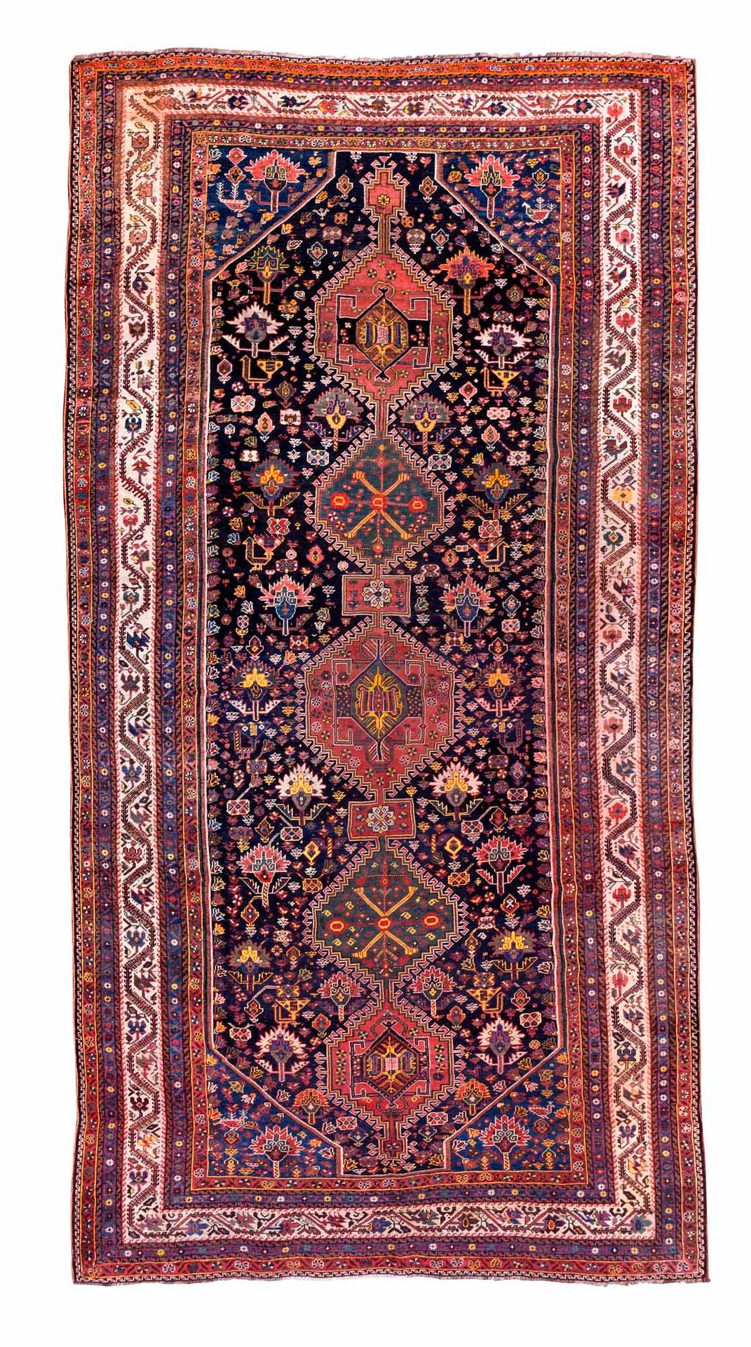 Important tapis KASHGAÏ (Perse), fin du 19e siècle, début du 20e siècle 
Dimensi&hellip;