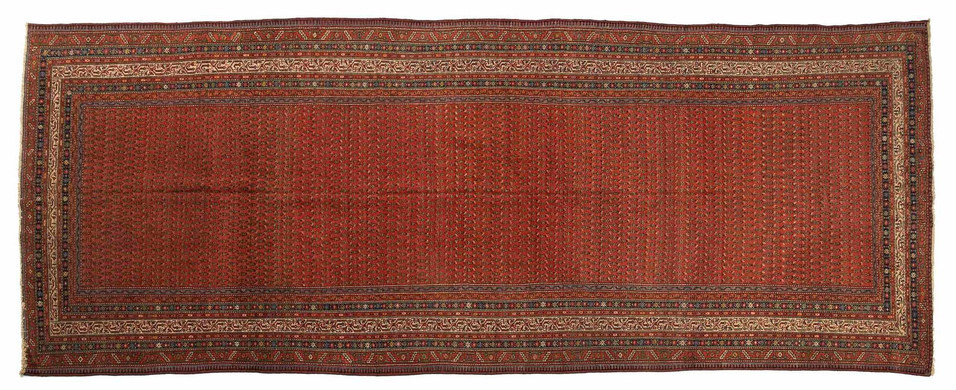 Null MIR-SARABEND地毯（波斯），19世纪末

尺寸：490 x 200厘米。

技术特点 : 羊毛丝绒，棉质基础。

一块砖地上装饰着播种的小植&hellip;