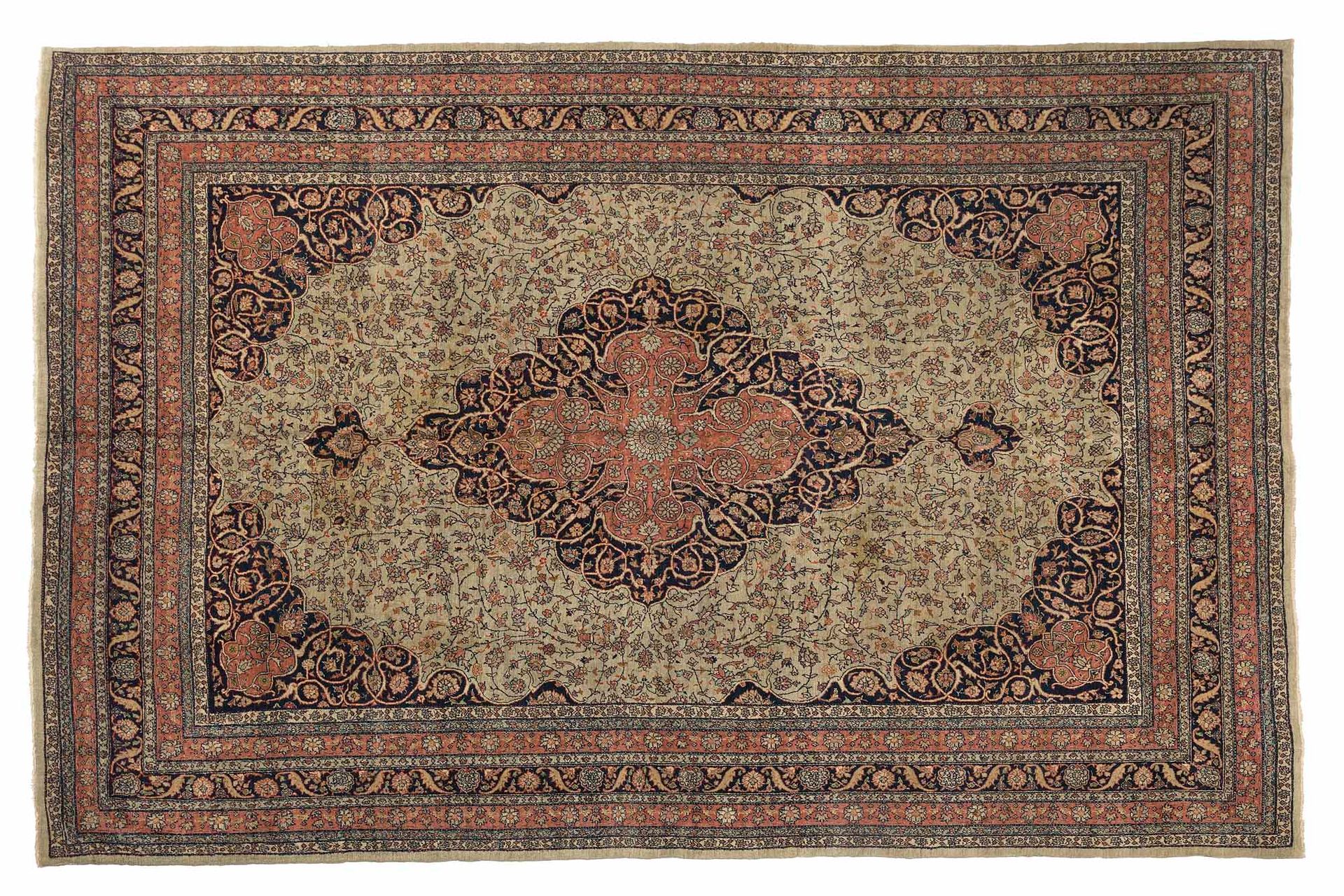 Null SIVAS-SEBASTIA地毯（小亚细亚），19世纪末，20世纪初

尺寸：385 x 278厘米。

技术特点 : 羊毛丝绒，棉质基础。

一个宏&hellip;
