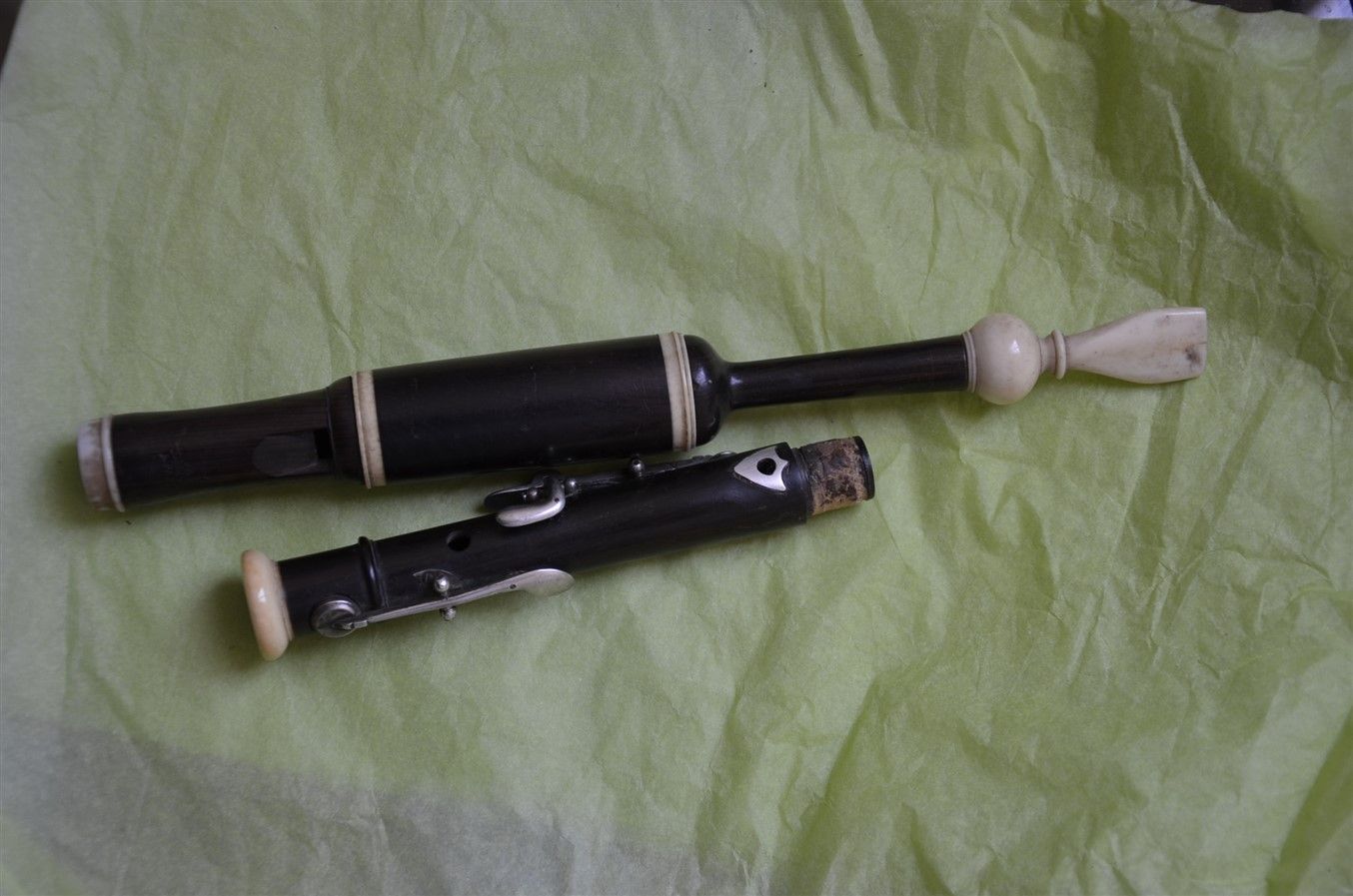 Null Ebony and ivory clarinet : Jean Baptiste Hippolyte Collin (1797-1879) taken&hellip;