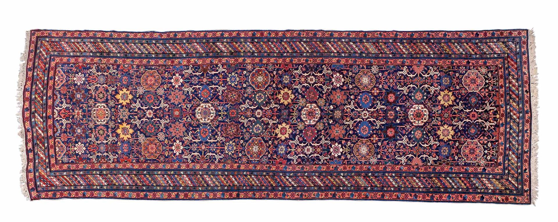 Exceptionnel et important tapis KOUBA (Caucase), fin du 19e siècle 
Dimensions :&hellip;
