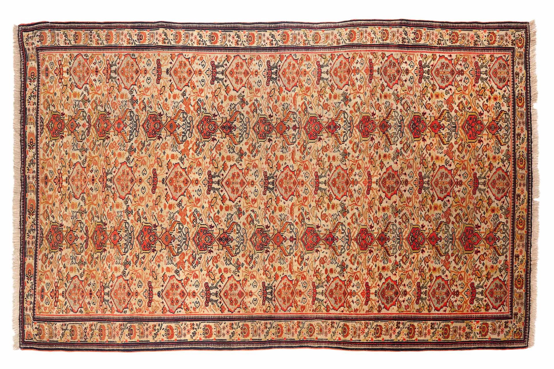 Null MELAYER Zili-Sultan地毯（波斯）19世纪末

尺寸：188 x 119厘米。

技术特点 : 羊毛天鹅绒，棉质底板。

一个 "Zi&hellip;