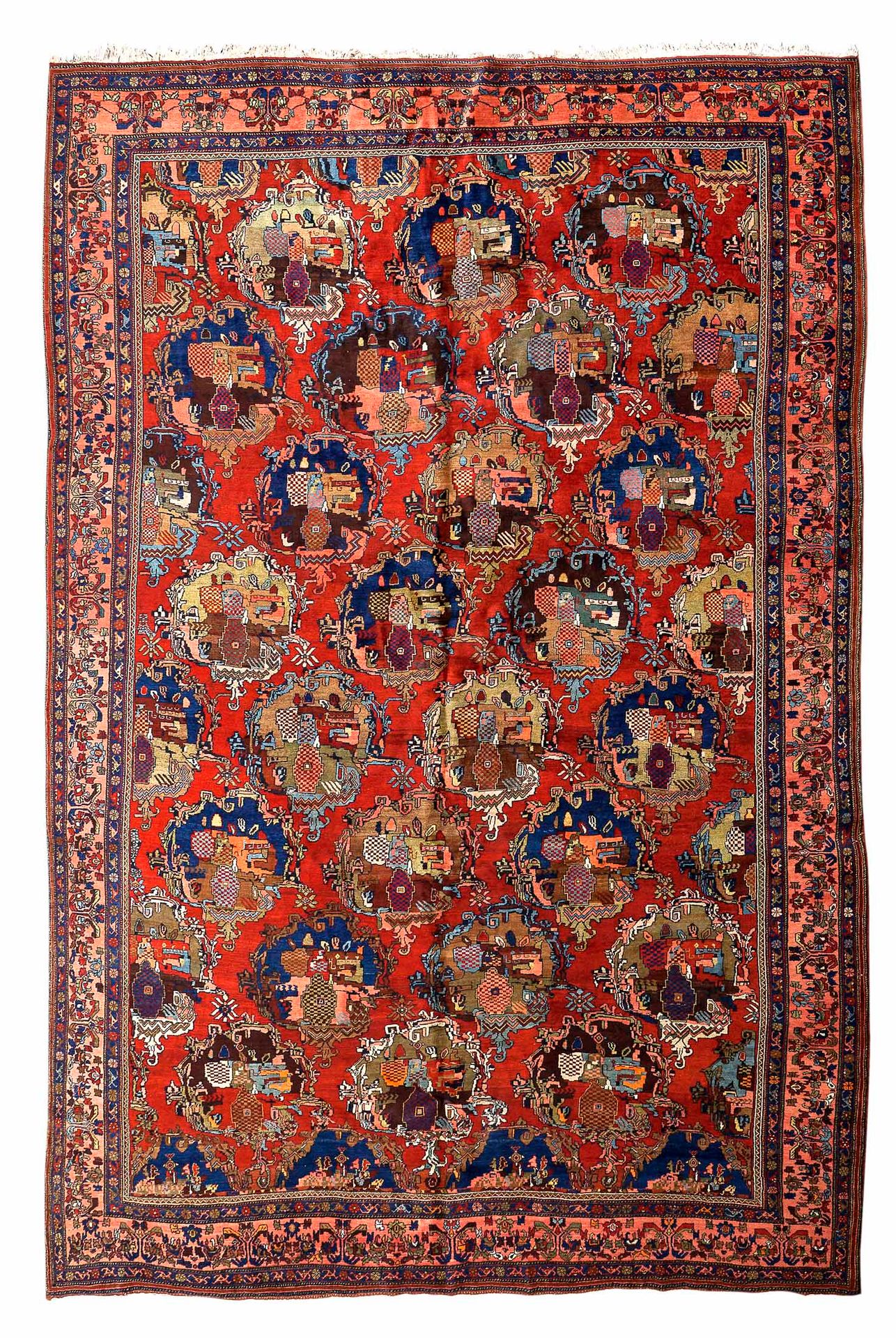 Null 重要的原始BIDJAR地毯（波斯），19世纪末

尺寸：464 x 312厘米。

技术特点 : 羊毛丝绒，棉质基础。

一个红宝石领域，用花边突出，&hellip;
