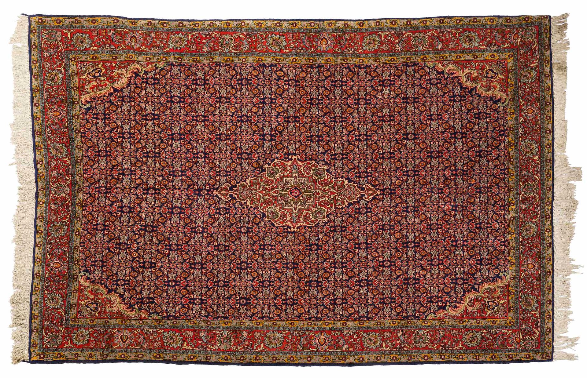 Tapis SAROUK (Iran), milieu du 20e siècle 
Dimensions : 337 x 223cm. 
Caractéris&hellip;