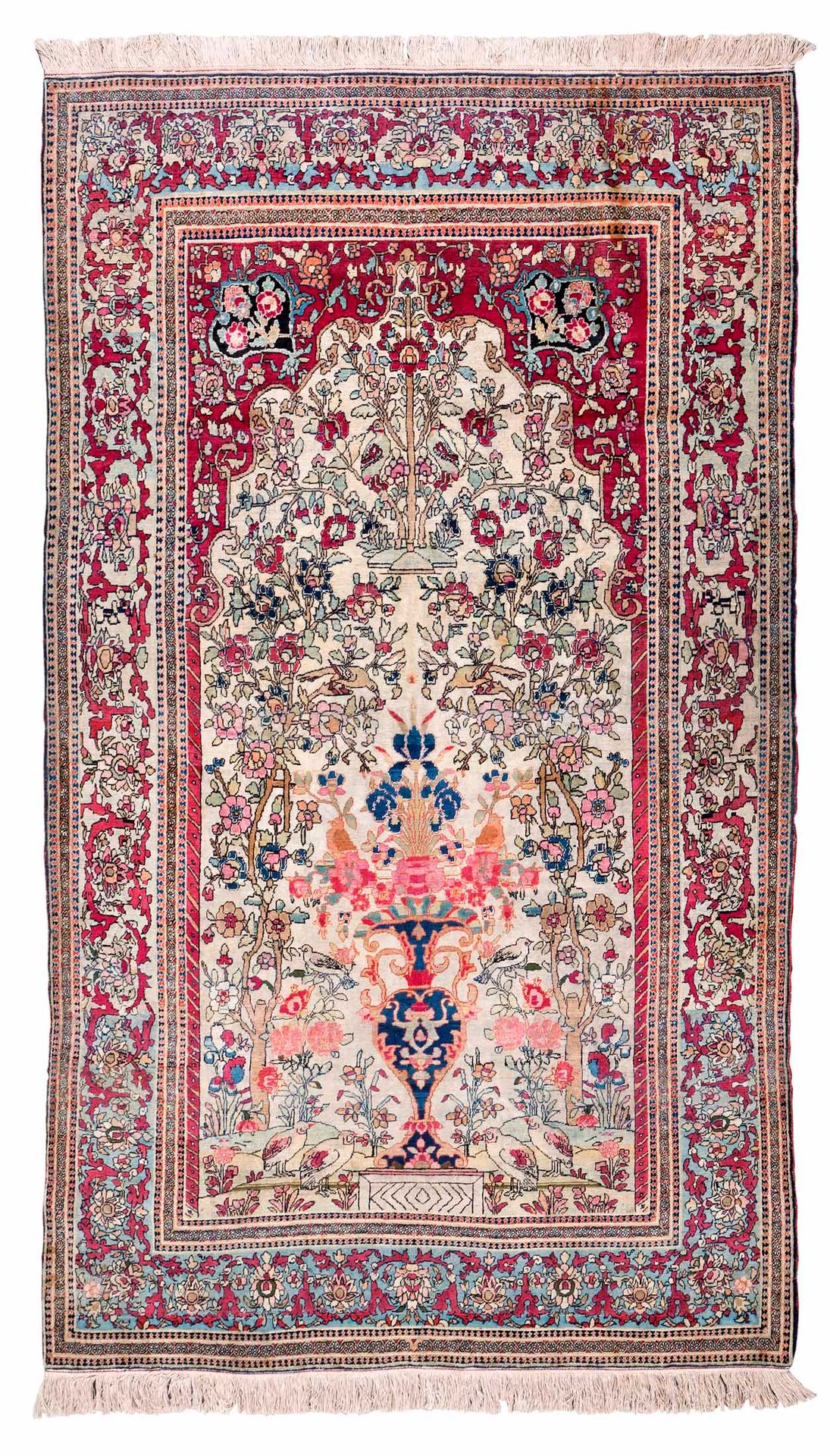 Null ISPAHAN地毯（波斯），19世纪末

尺寸：234 x 144厘米。

技术特点 : 羊毛天鹅绒，棉质底板。

象牙色背景上装饰着一个巨大的蓝色花&hellip;