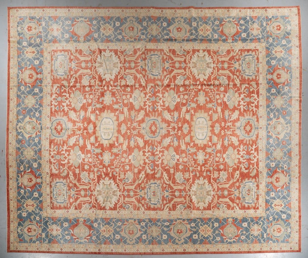 Null Exceptional Mahal. Iran. Circa 1975
Dimensions 600 x 500 cm
Silky woollen v&hellip;