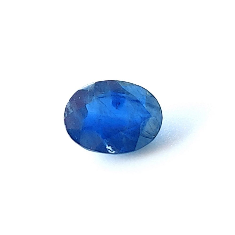 Null SAPHIR - From Thailand - Blue color - Transparent - Oval cut - Weight 1.55 &hellip;