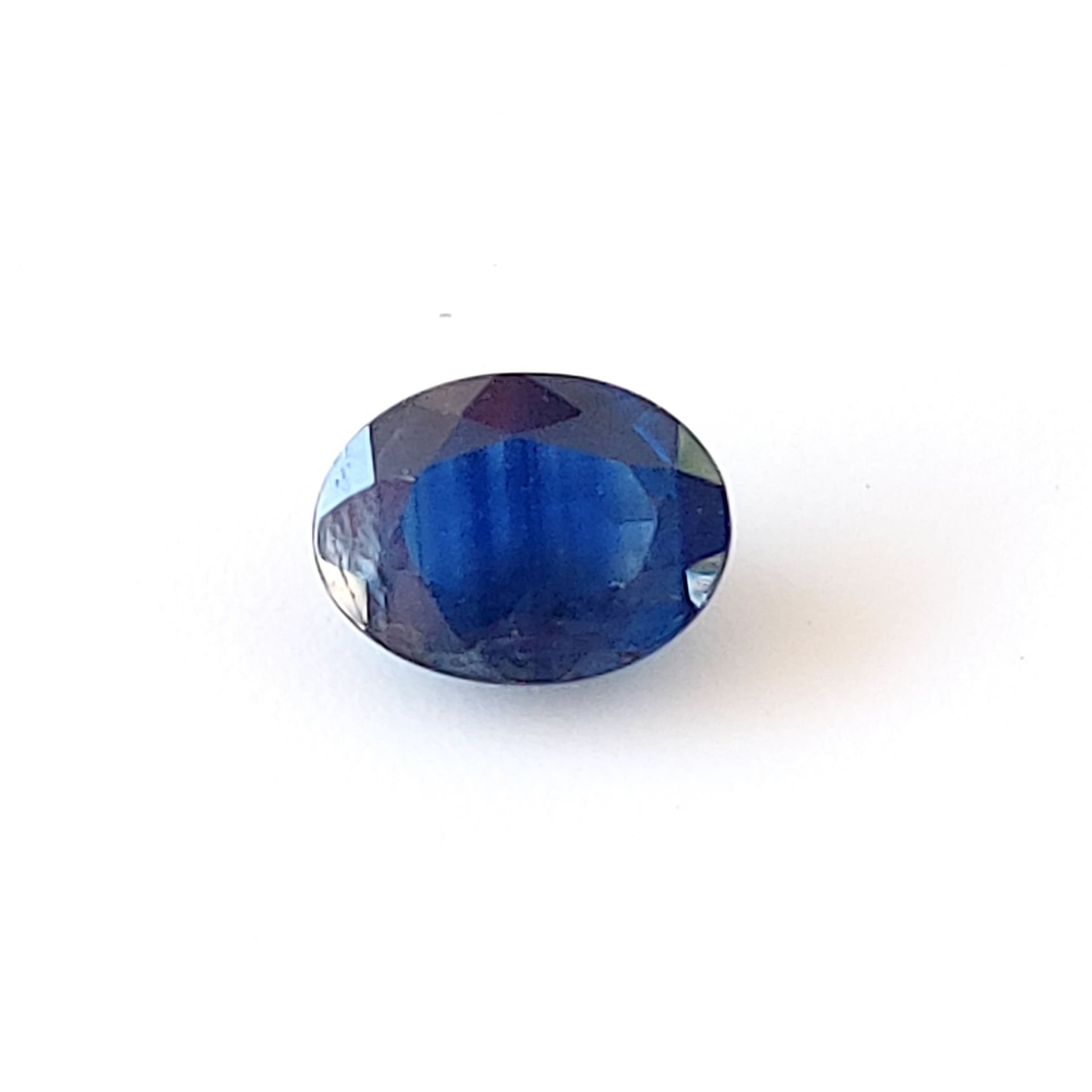 Null SAPHIR - From Thailand - Blue color - Transparent - Oval cut - Weight 1.60 &hellip;