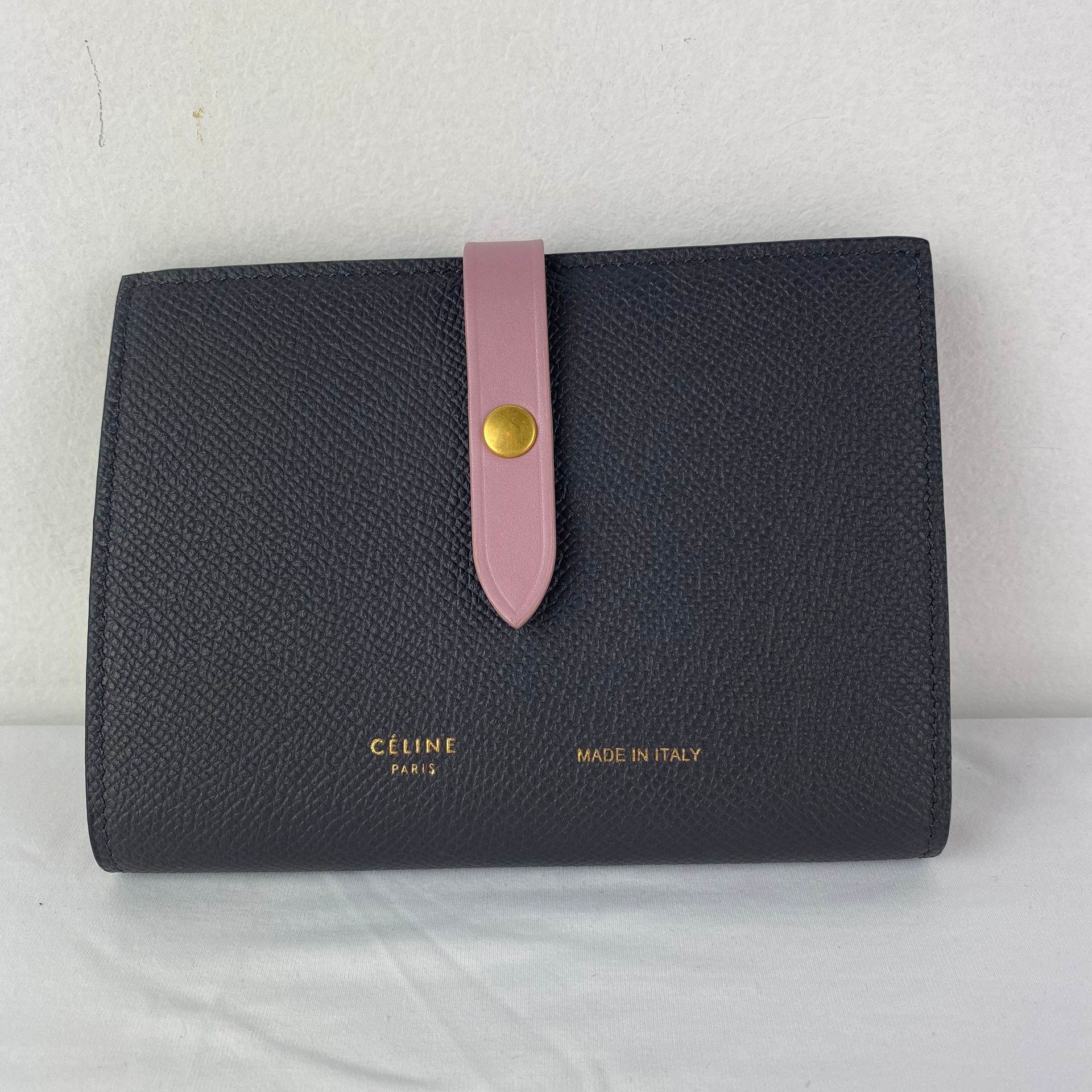 CELINE CELINE Brieftasche aus genarbtem Kalbsleder in Anthrazitgrau und Lila mit&hellip;