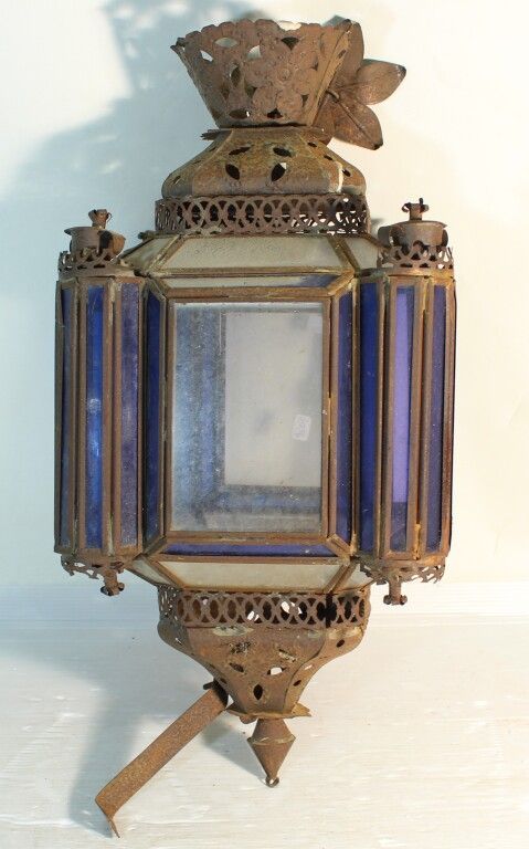 Null Lantern. Middle East. Height : 54 cm.