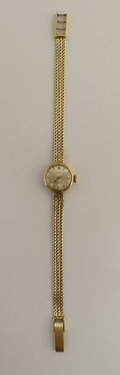 Null Reloj de pulsera de señora en oro amarillo de 14 quilates. PB : 16,7g.