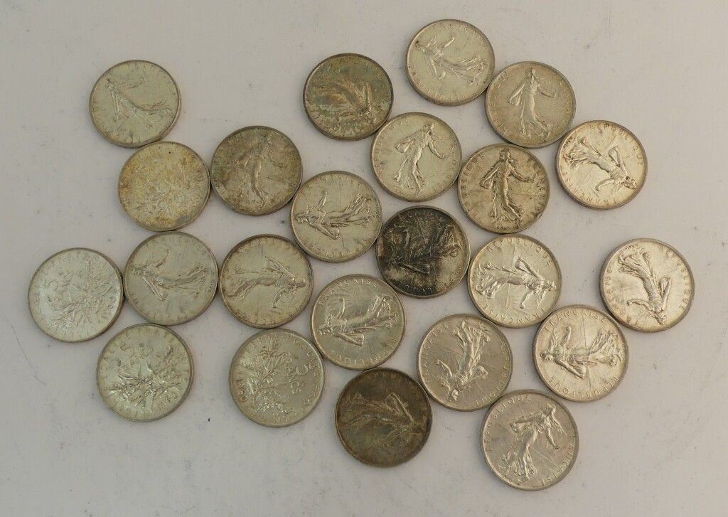 Null 23 piezas de 5 francos smeuse en plata. Peso. 275g.